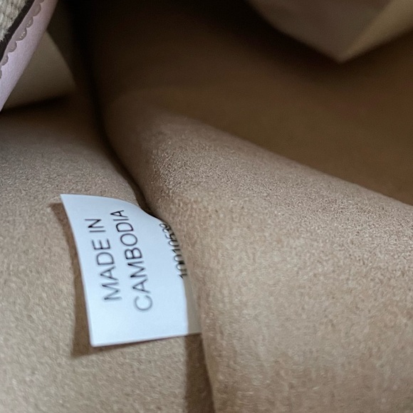 NEW, authentic Blake canvas jumbp tote bag - Picture 11 of 16